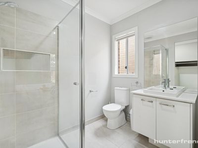 4 Bleecker Way, Point Cook
