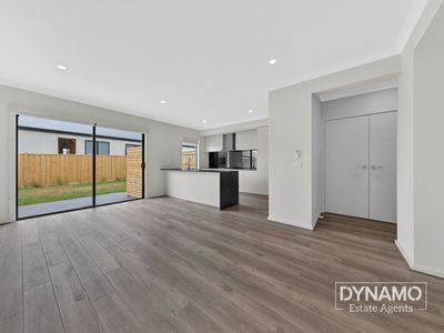 31 Bergamot Boulevard, Mickleham