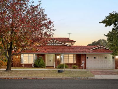28 Hatherley Parade, Winthrop