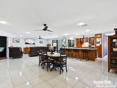 12 Florence Circuit, Taroomball