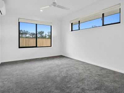 7 Scarlet Moon Court, Southside