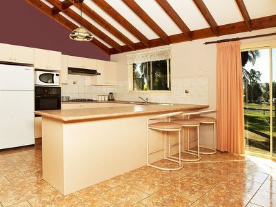 24 Spoonbill Place, Albion Park Rail