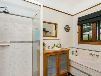 12 Bulgoon Crescent, Ocean Shores