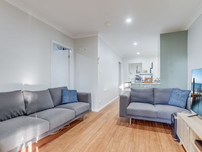 7 Timothy Lacey Lane, The Oaks