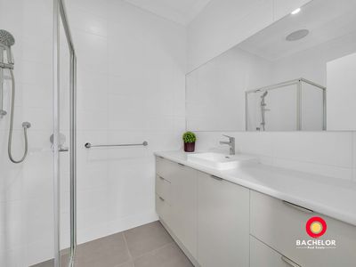 28 Boardwalk Drive, Paralowie