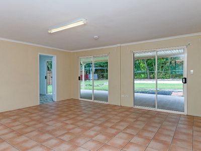 90 South Station Road, Silkstone