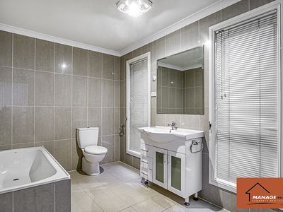 77 Christina Stead Street, Franklin