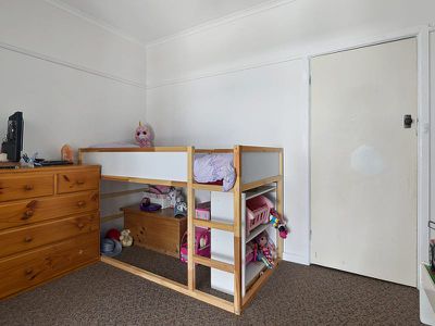 68 Chisholm Cres, Seymour