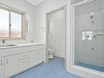 6 / 23 Oakland Avenue, Windang