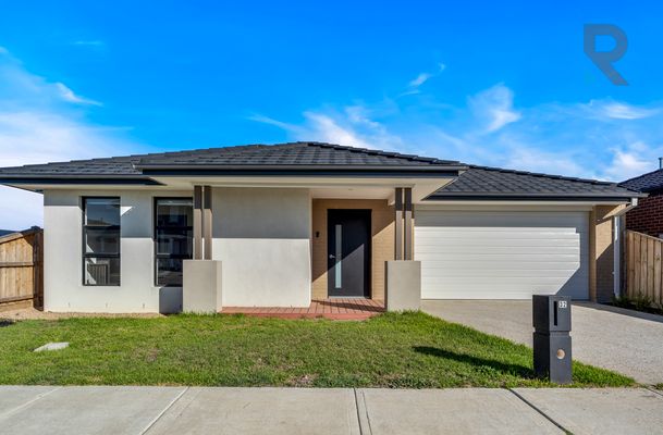 32 Mannagum Drive, Beveridge