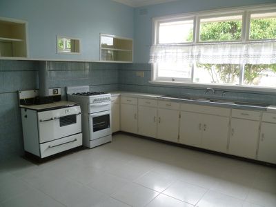 140 Vines Road, Hamlyn Heights