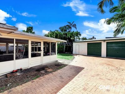 62 Cedar Crescent, Kawungan