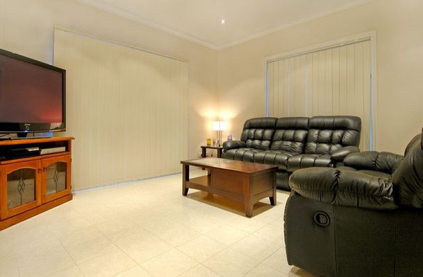 2 Holbeck Place, Craigieburn