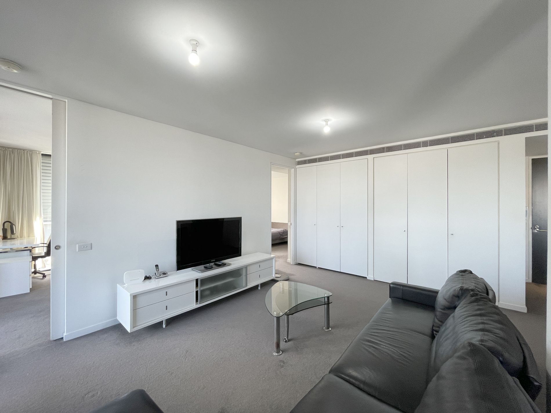 902 / 5 Sterling Circuit, Camperdown