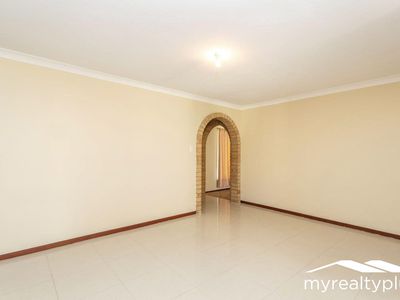 2 Casuarina Way, Morley