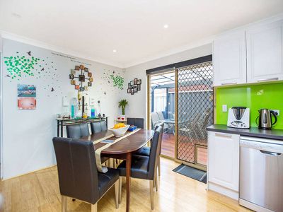 2 / 227 Stock Rd, Palmyra