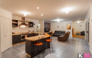 63 Fieldstone Boulevard, Beaconsfield