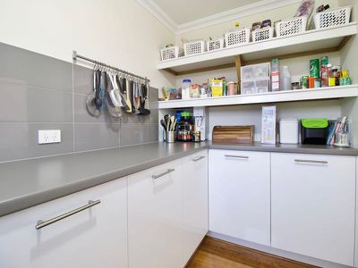 2 Whinhill Loop , Baldivis