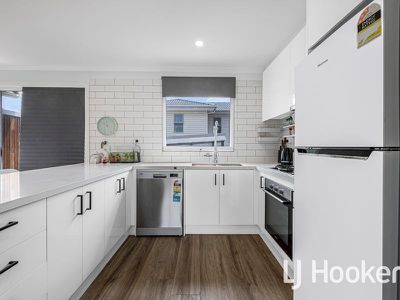 1 / 45 Willow Drive, Hampton Park