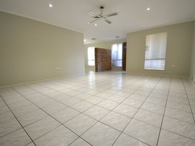 25 Etrema Loop, South Hedland