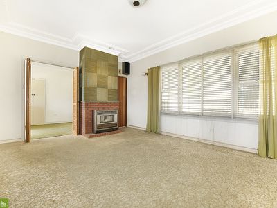 4 Cudgee Crescent, Mount Kembla