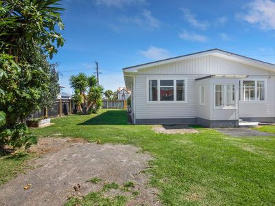 20 Aotaki Street, Otaki