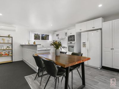 16 Birdwood Drive, Blue Haven