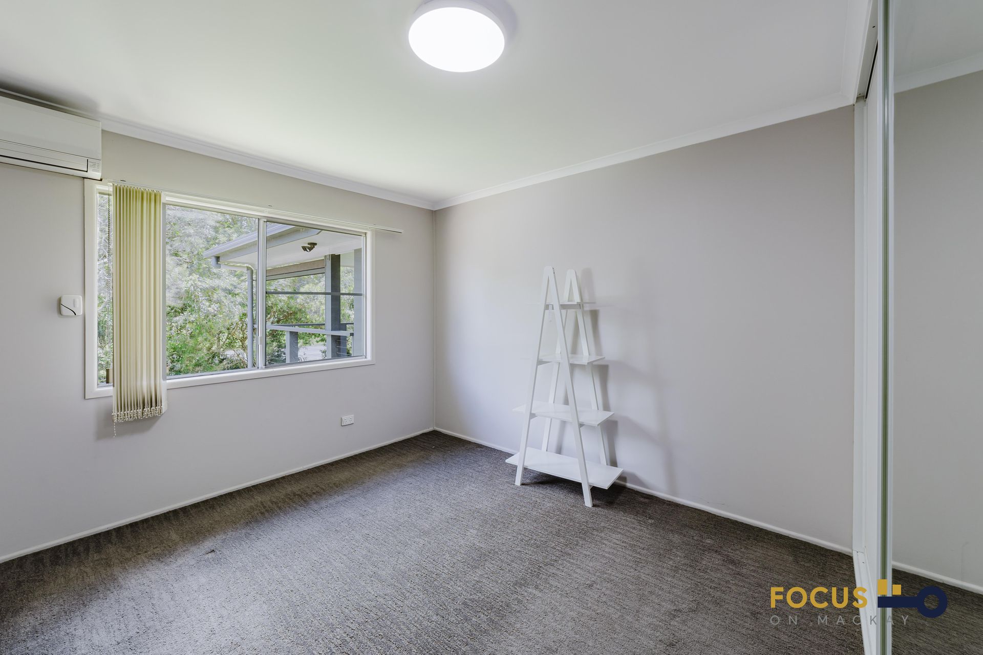 1123 Bruce Highway, Farleigh