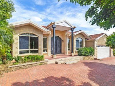 56 Clare Boulevard, Greenvale