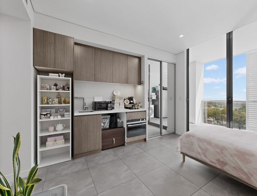 803 / 1 VILLAWOOD PLACE, Villawood