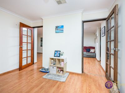 18 Santa Barbara Parade, Quinns Rocks