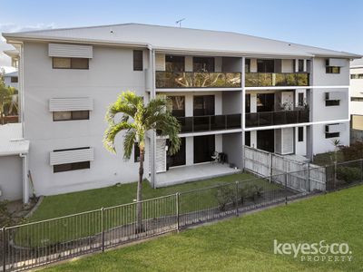 54 / 319 Angus Smith Drive, Douglas