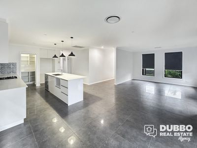 2 Bayou Avenue, Dubbo