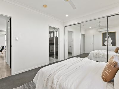 35 GALLERY DRIVE, Mount Sheridan