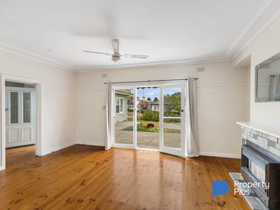 34 Clarence Avenue, Kennington