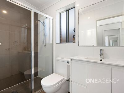 8 / 231 Princes Highway, Albion Park Rail