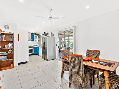 37 Centenary Road, Albion Park