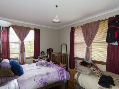 78 Albert Street, Horsham