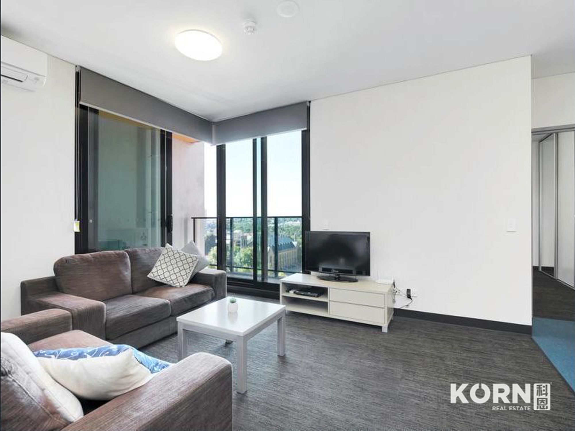 1004 / 15 Synagogue Place, Adelaide