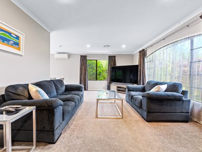 13 Samuels Lane, Albany