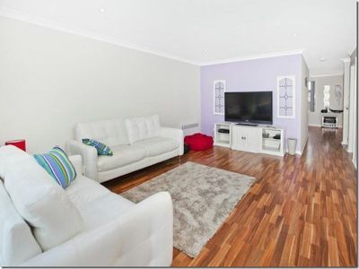 1 / 36 Wentworth Street, Oak Flats