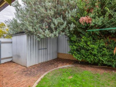 1B Paddington Drive, Hannans