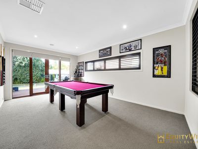 18 Eltham Parade, Wyndham Vale