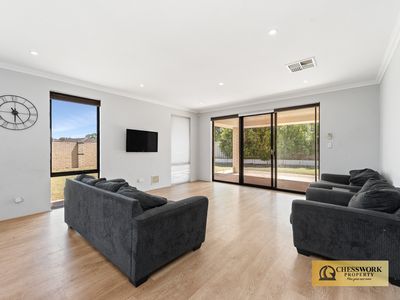 21 Jeanhulley Road, High Wycombe