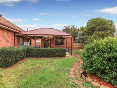 52 Anderson Street, Werribee