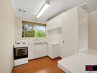 18 / 5 Young Street, Crestwood