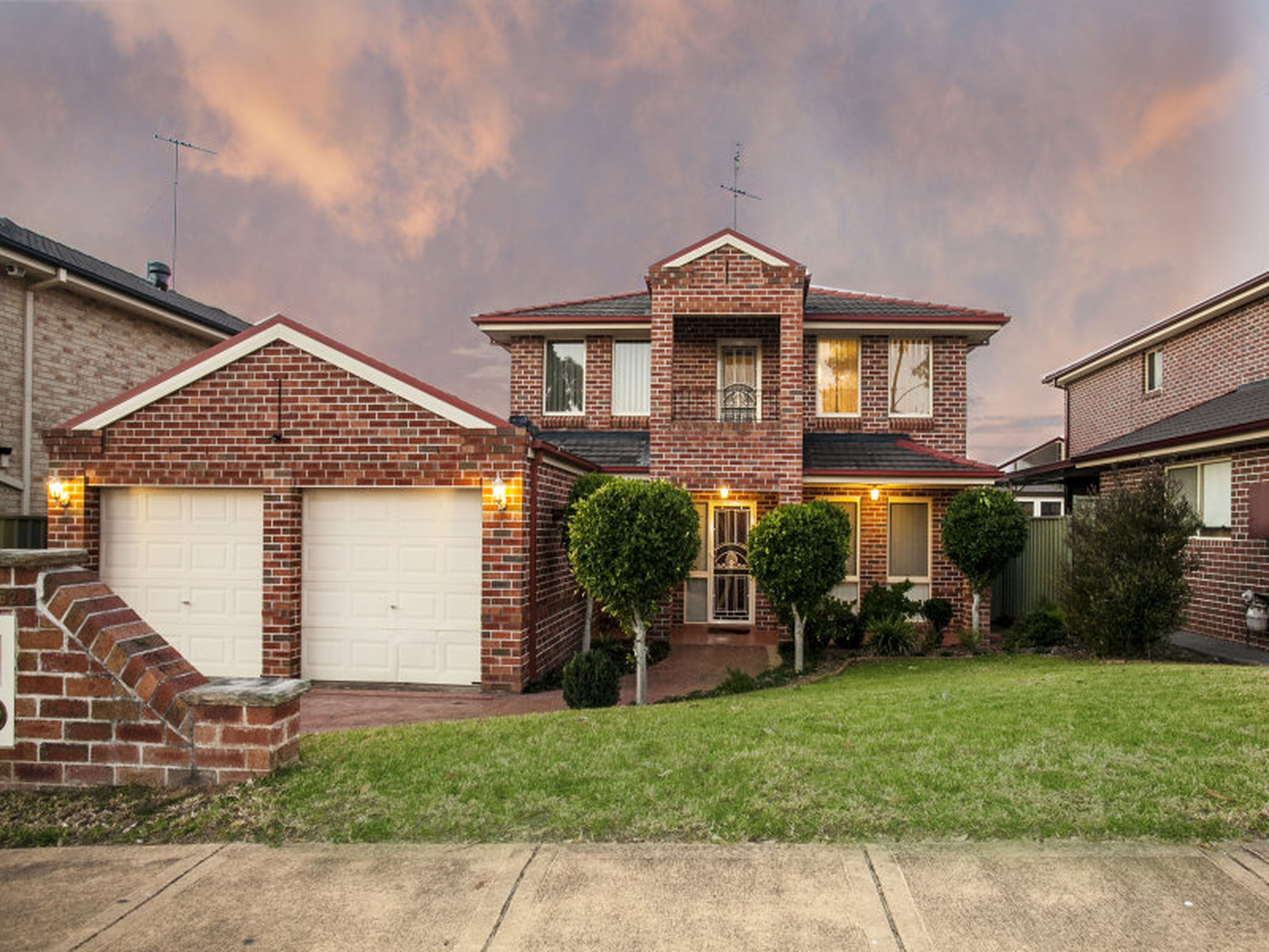 162 Ridgetop Drive, GLENMORE PARK
