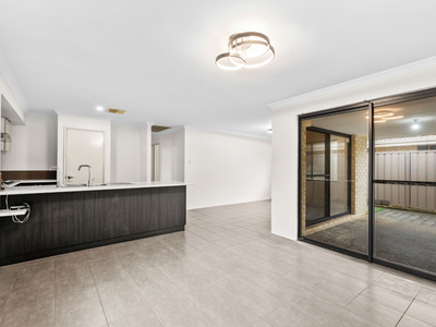 65 Panozza Circle, Maddington