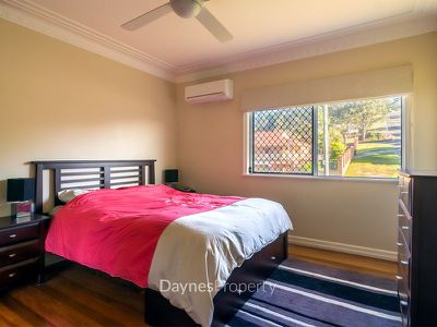 119 Nursery Road, Holland Park West