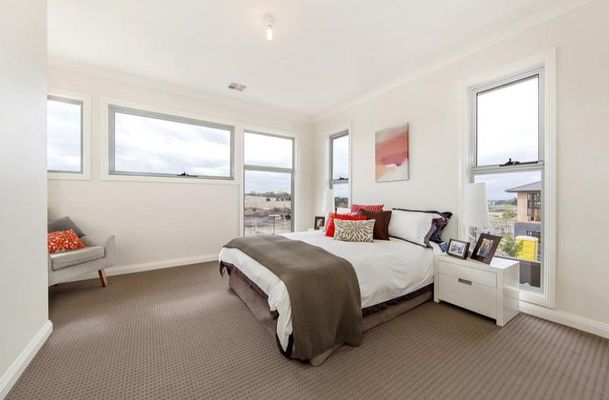 97 Horizon Boulevard, Greenvale